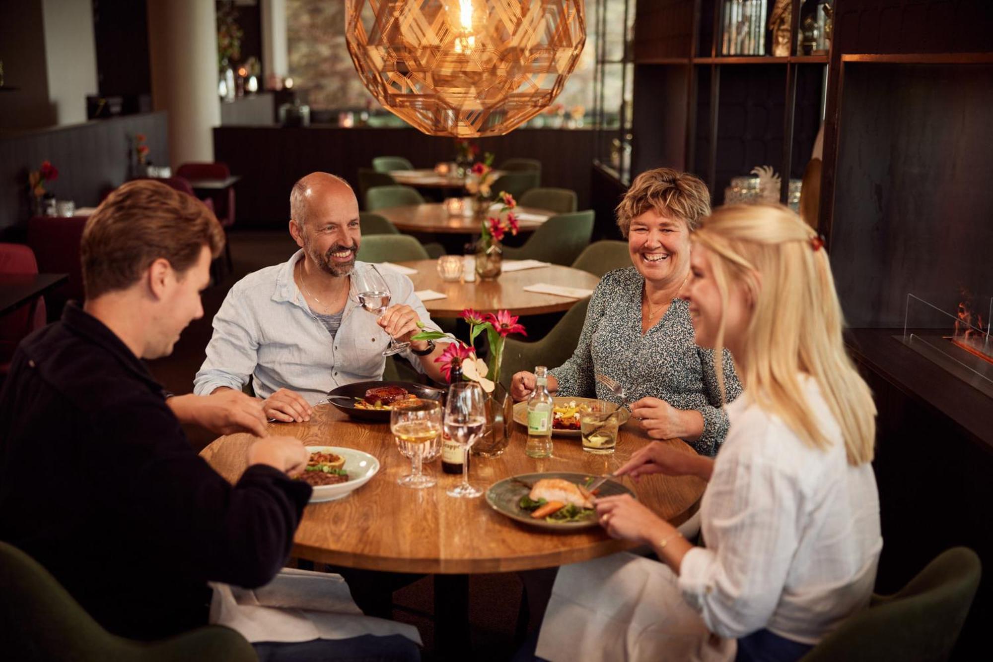 Van Der Valk Hotel Groningen-Hoogkerk Eelderwolde Екстериор снимка