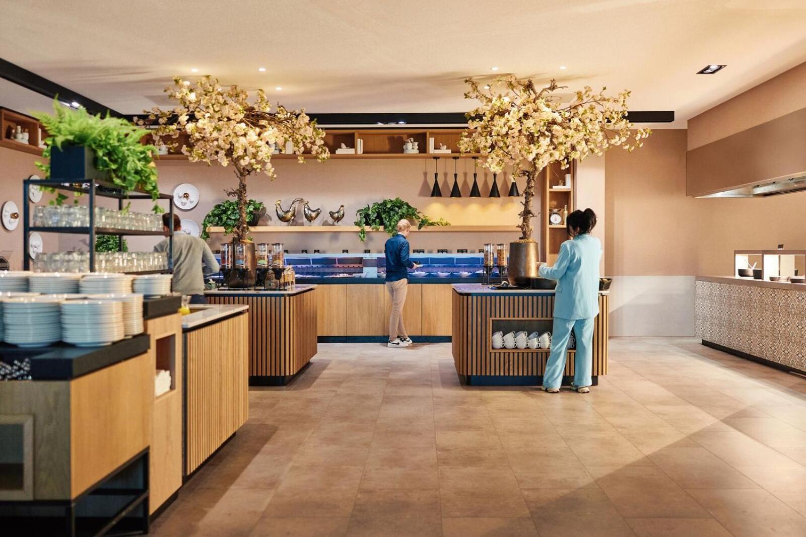Van Der Valk Hotel Groningen-Hoogkerk Eelderwolde Екстериор снимка